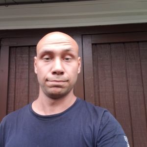 Meet your Posher, Charles